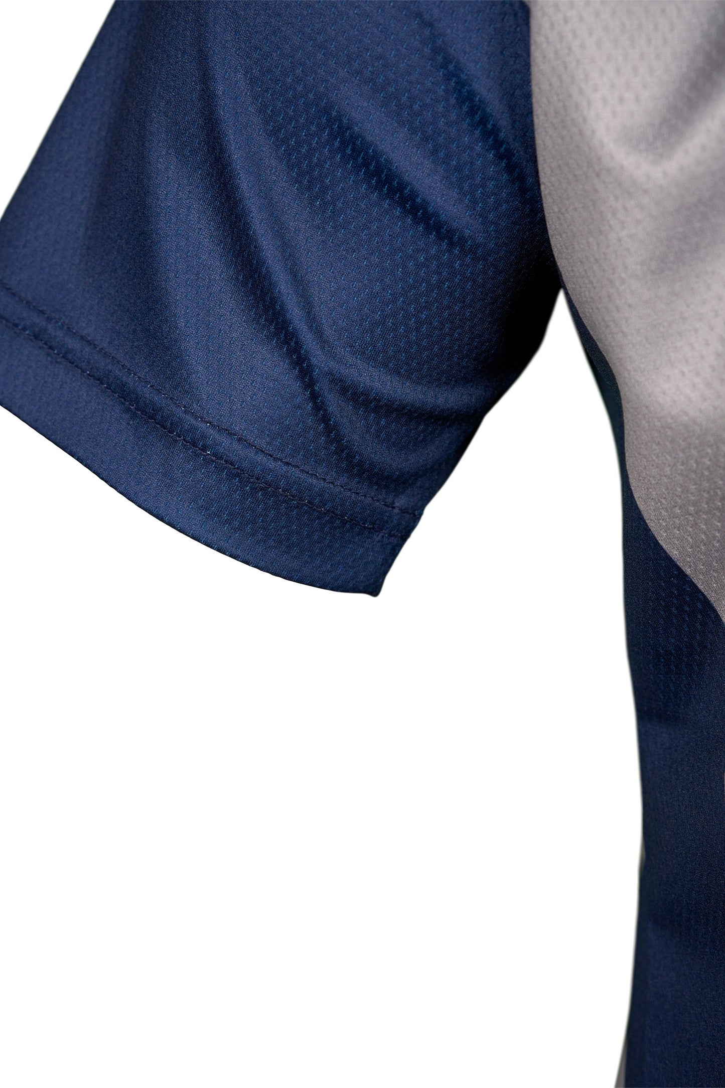 2682-Bold Wolf Iron Mesh T Shirt For Men