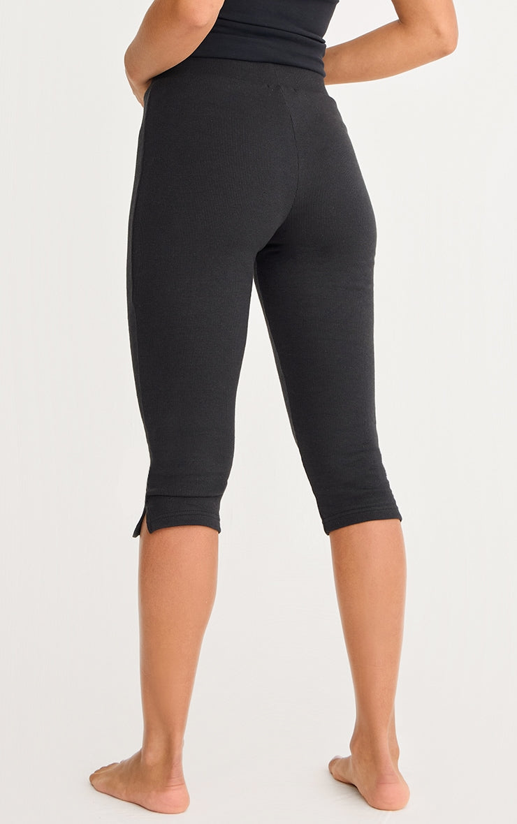 2651-Ribbed Elasticated waist Capri Leggings