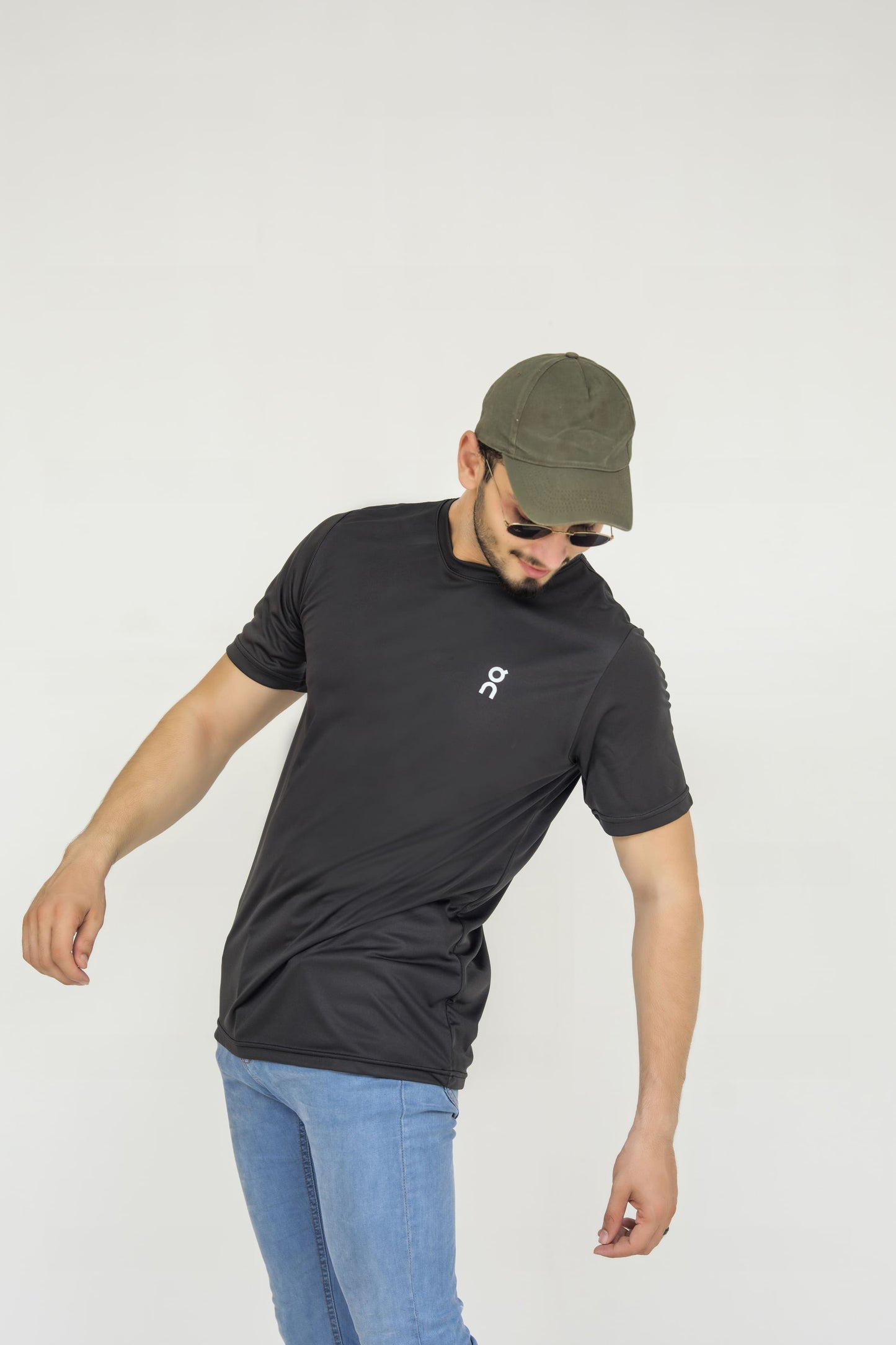 OnRun  Activewear T-shirt For Men-2277