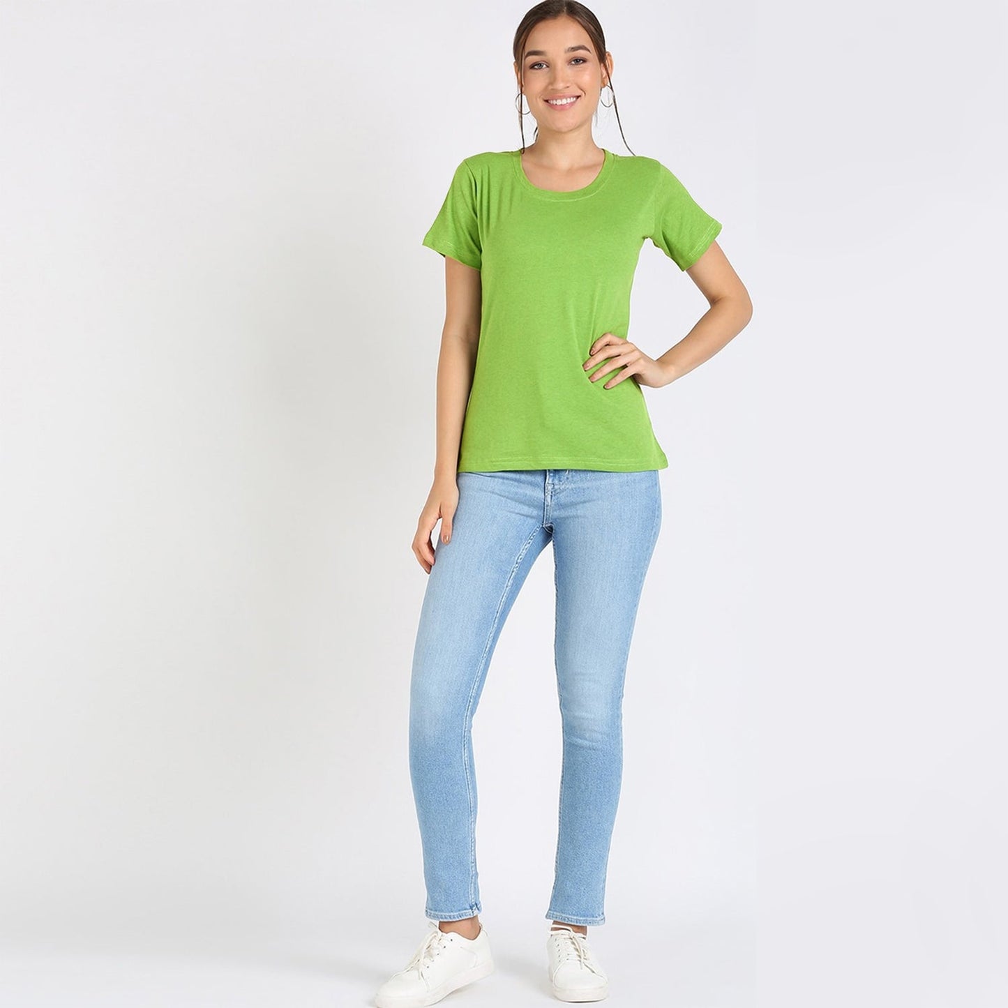 Fapak Solid Round Neck T-shirt For Women-2405