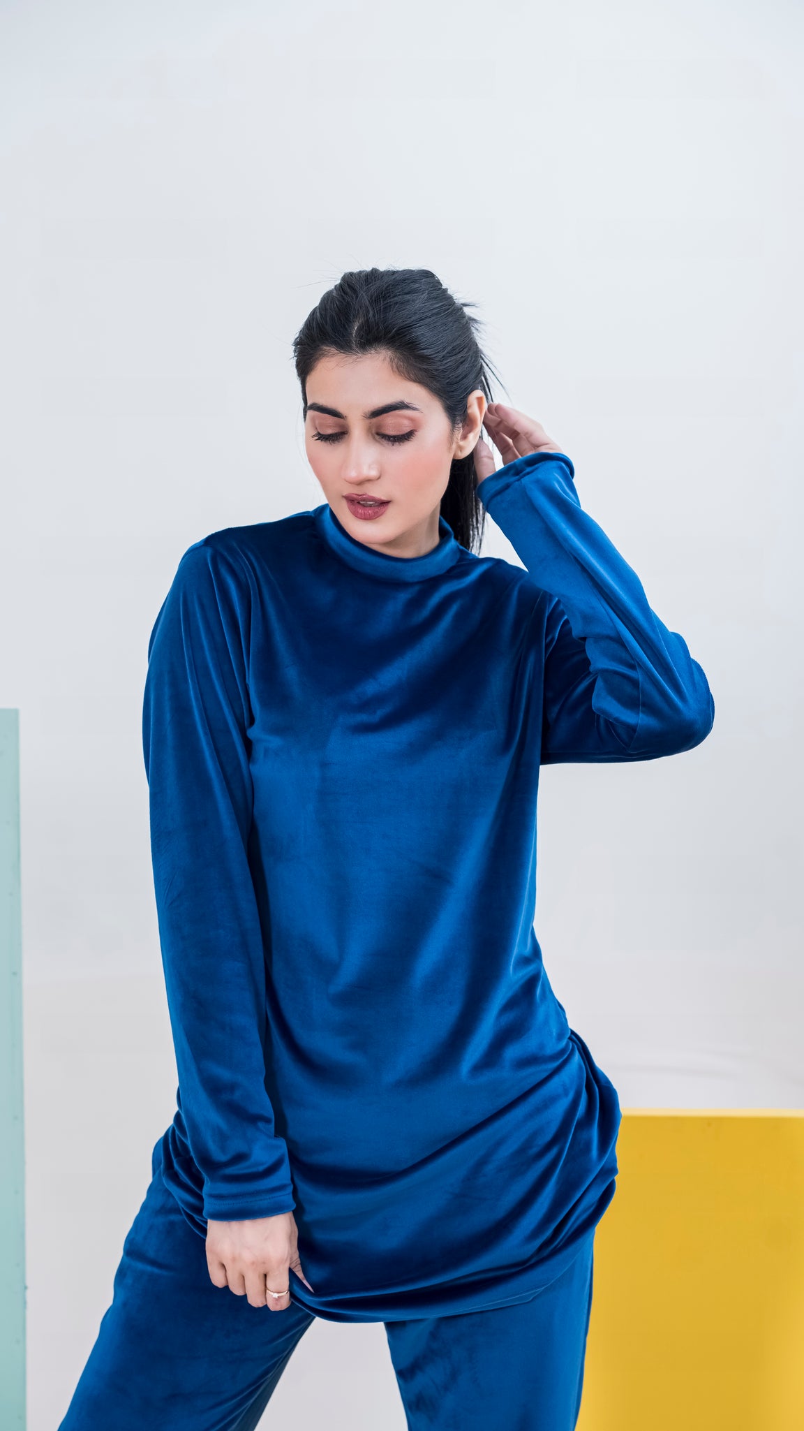 Velvet Crew Neck Tracksuite For Women-2354-Royal Blue