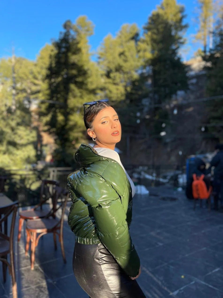 3000-Women’s Vinyl Cropped Full Zip Jacket