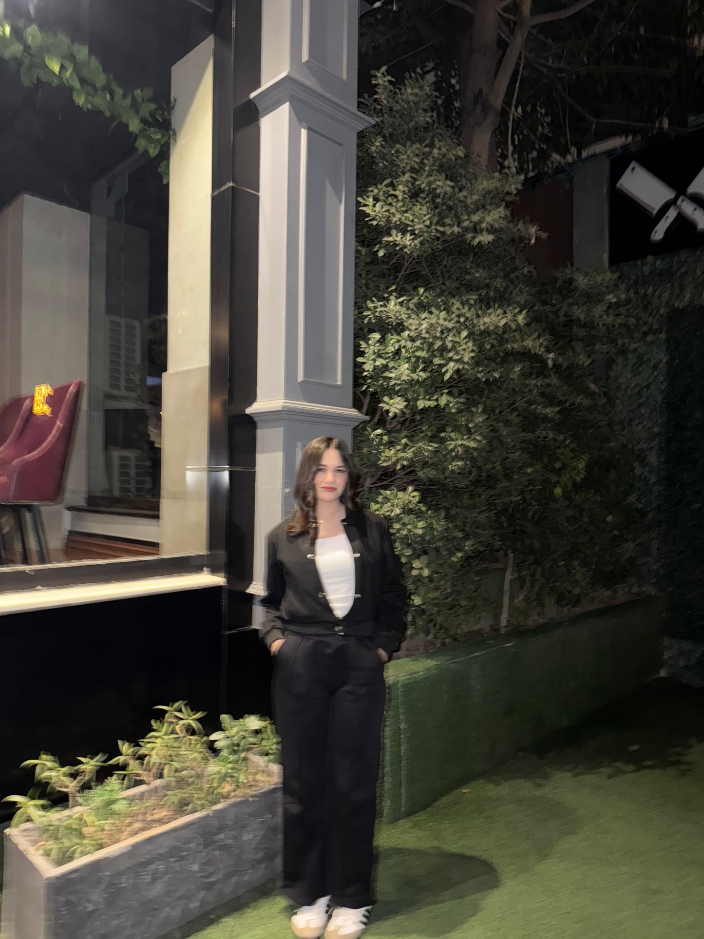 2703-FX Dipped Hip V-Pleated Trouser For Women-Black