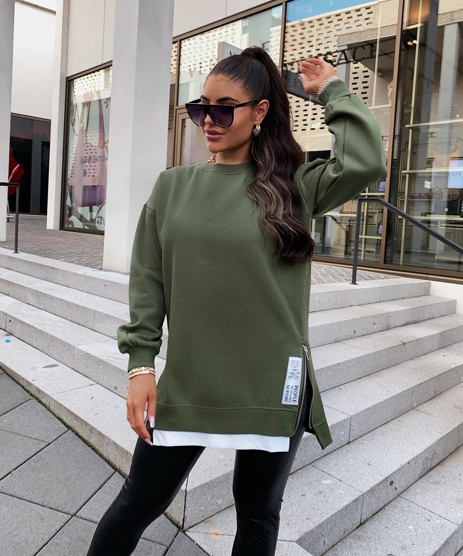 One size sweatshirt olive with side zip - FactoryX.pk